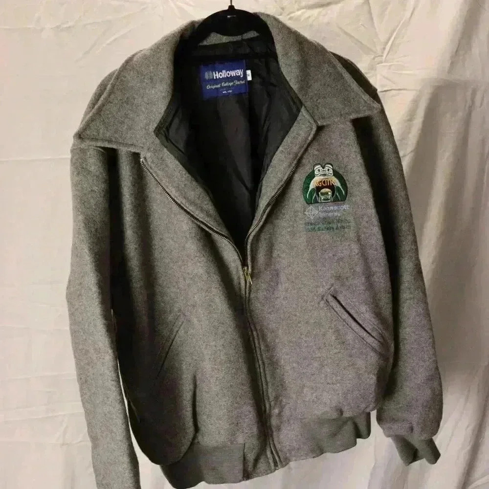 Holloway College‎ style jacket from Alaska vintage  1995 grey size XL - Picture 2 of 7